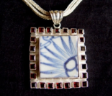 DESARU JEWELLED PENDANT